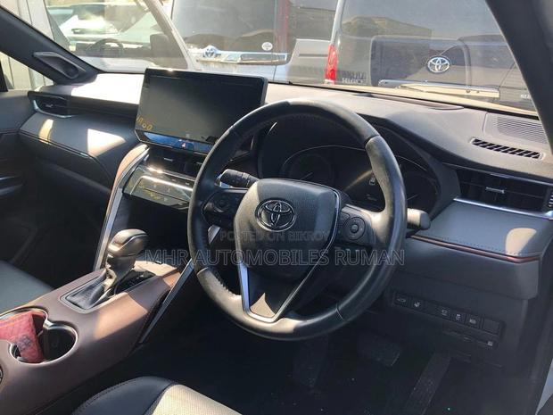 Toyota Harrier Z LEATHER MODELISTA 2020