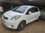 Toyota Vitz white 2008 for sale