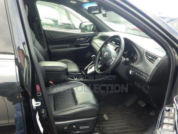 Toyota Harrier Premium 2020