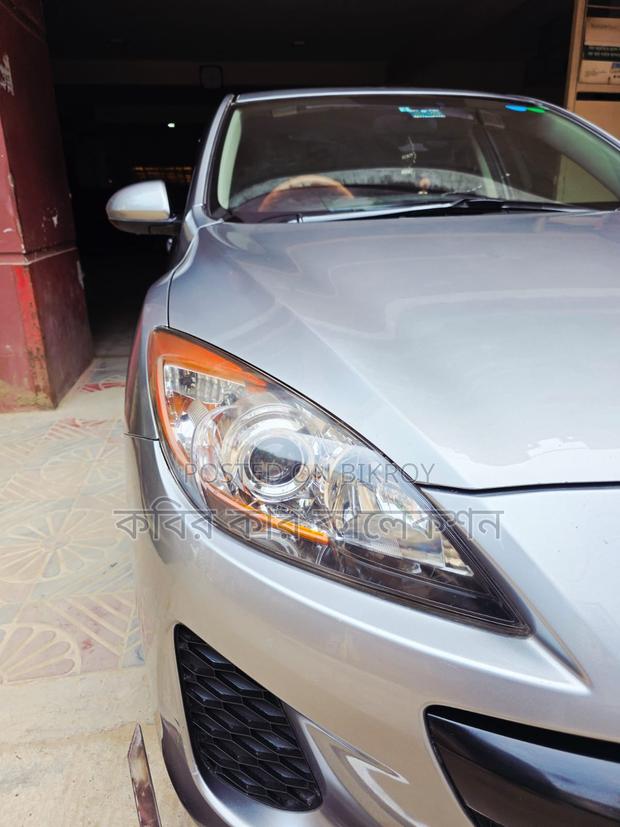 Mazda Axela gray 2012