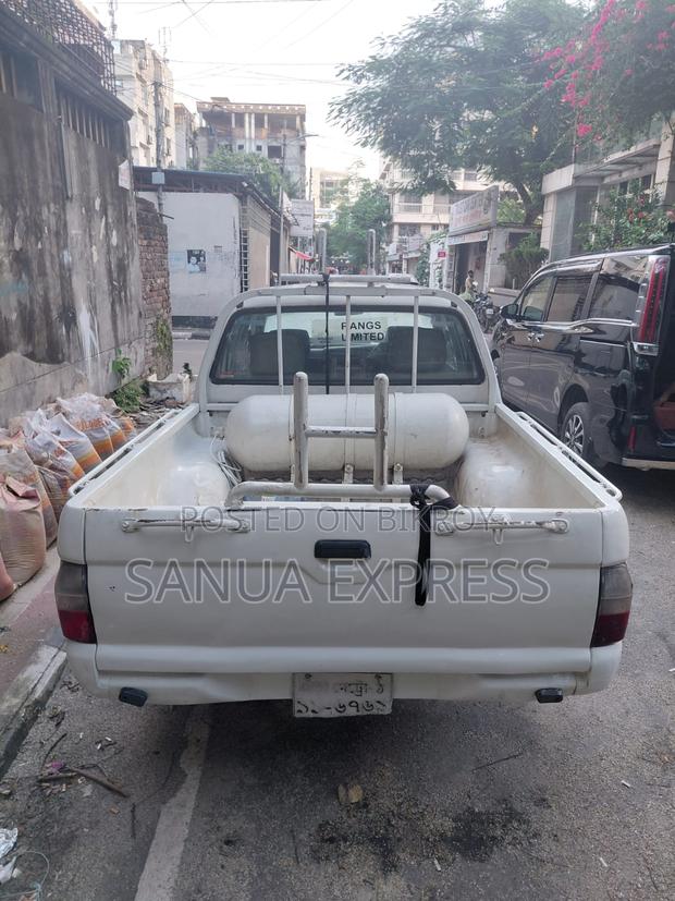 Mitsubishi L200 2007 White