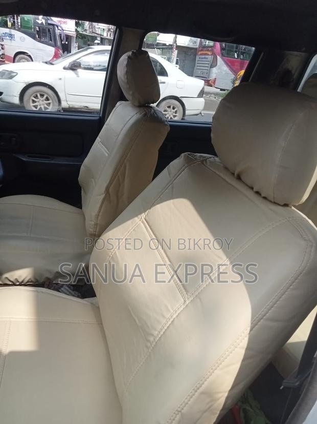 Mitsubishi L200 2007 White