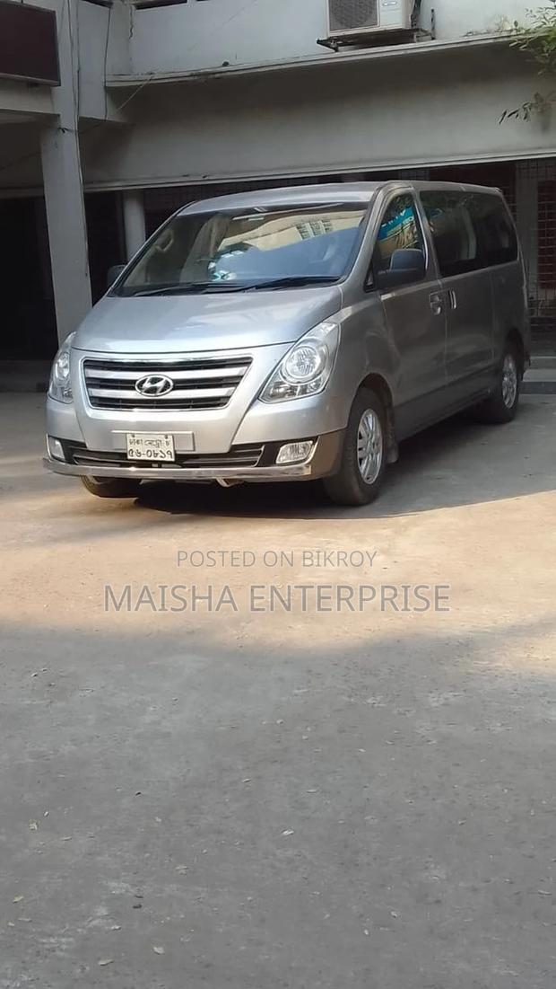 Hyundai H1 2016 Silver