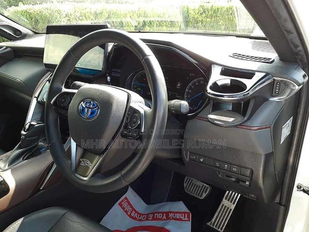 Toyota Harrier Z Leather Plg 2020