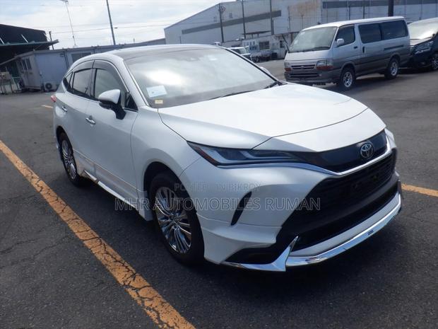Toyota Harrier Z LEATHER MODELISTA 2020