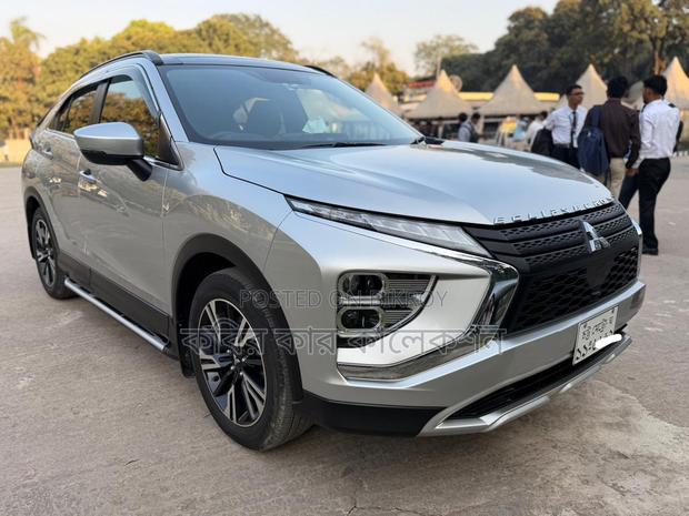 Mitsubishi Eclipse Cross Silver 2023