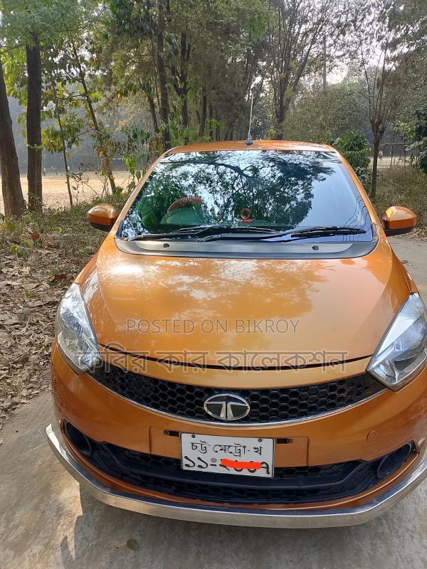 Tata Tiago XTR 2018