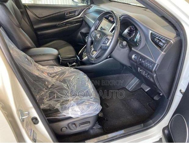 Toyota Harrier PREMIUM STYLE PEARL 2020
