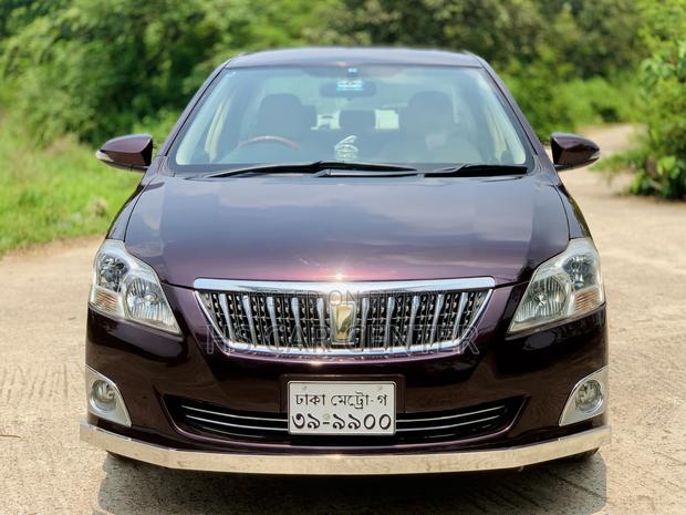 Toyota Premio 2015 Maroon