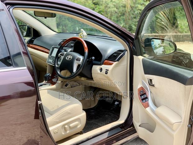 Toyota Premio 2015 Maroon