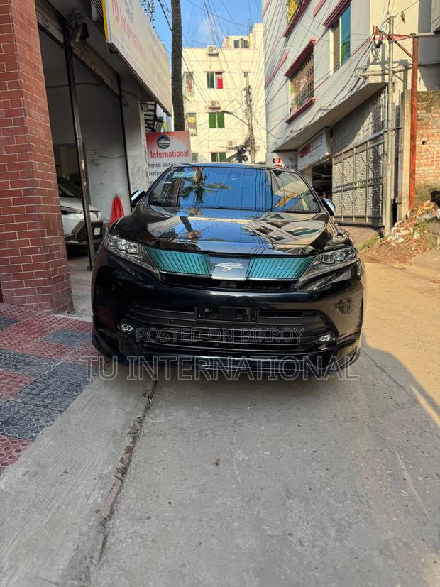 Toyota Harrier non hybrid-premium 2020