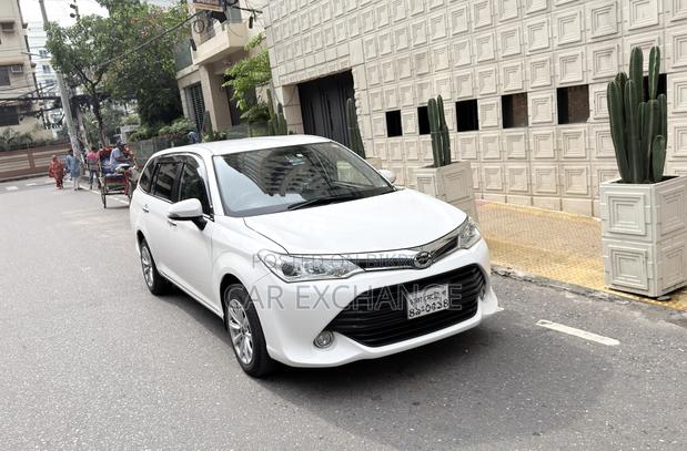 Toyota Corolla Fielder 1.5 Petrol FWD 2017 White