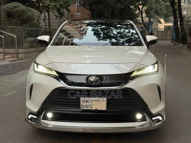 Toyota Harrier Z 2020 Pearl