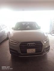 Audi Q3 2017 Gray for sale