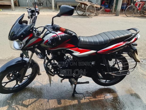 Bajaj Discover 2020 Black