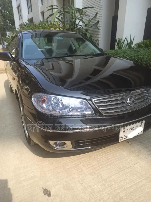 Nissan Sunny 2006 Gray