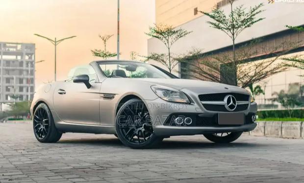 Mercedes-Benz SLK-Class 2017 Gold
