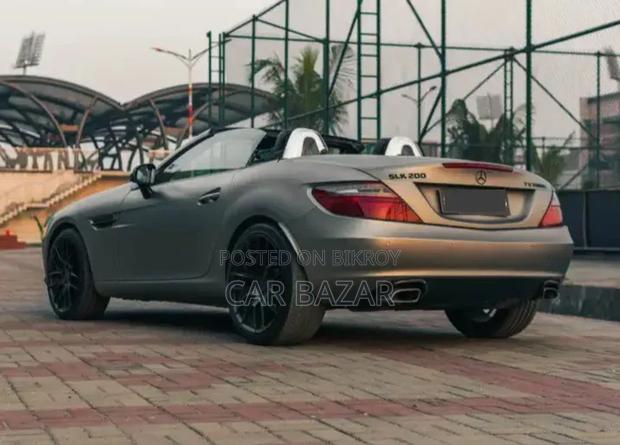 Mercedes-Benz SLK-Class 2017 Gold