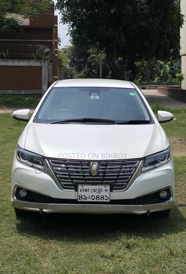 Toyota Premio 1.5 FWD 2018 Pearl