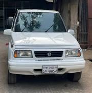 Suzuki Vitara 1996 White for sale