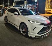Toyota Harrier 2020 Pearl for sale