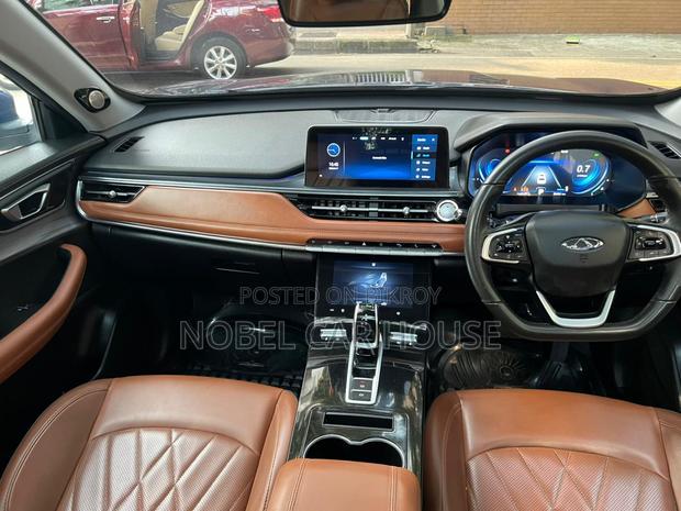 Chery Tiggo 8 Pro Luxury 2023 Blue