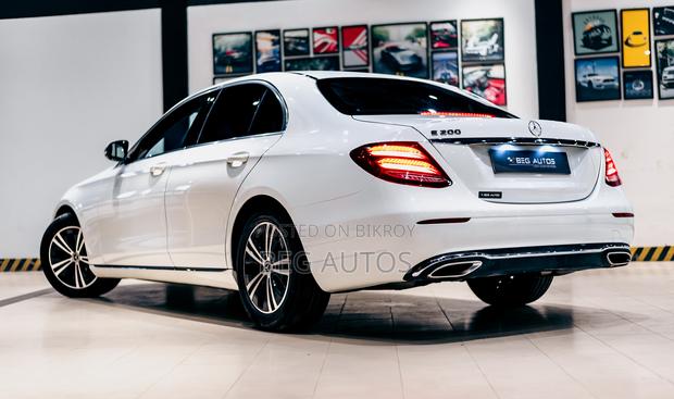 Mercedes-Benz E200 2016 White