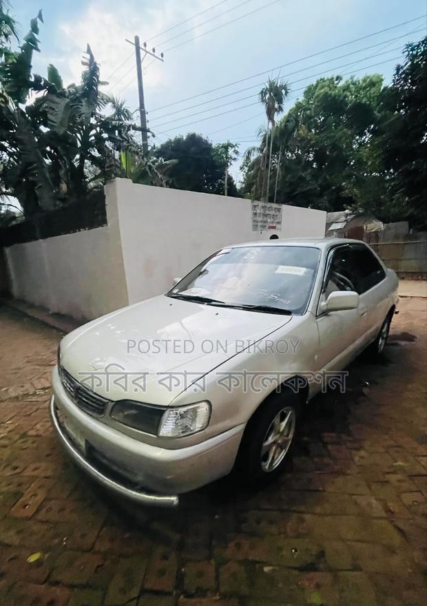 Toyota Corolla 1998 Silver