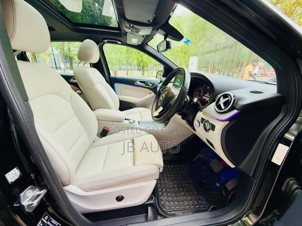 Mercedes-Benz B-Class B180 Petrol 2018 Black