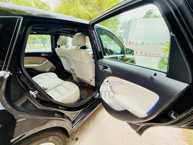 Mercedes-Benz B-Class B180 Petrol 2018 Black