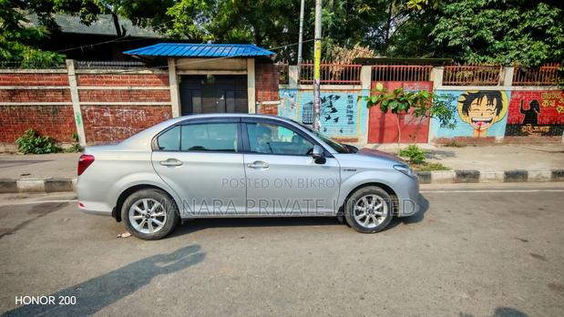 Toyota Axio 1.5 G 2WD 2017 Silver