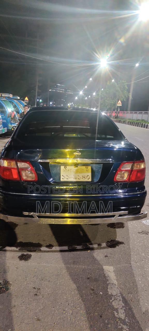 Nissan Sunny 2002 Blue