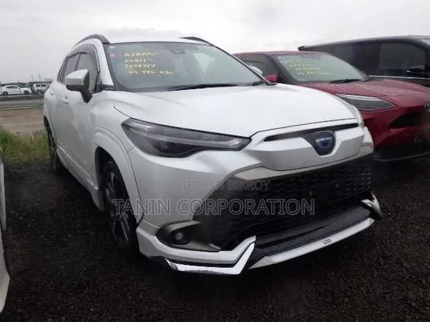 Toyota Corolla Cross 2023 Pearl