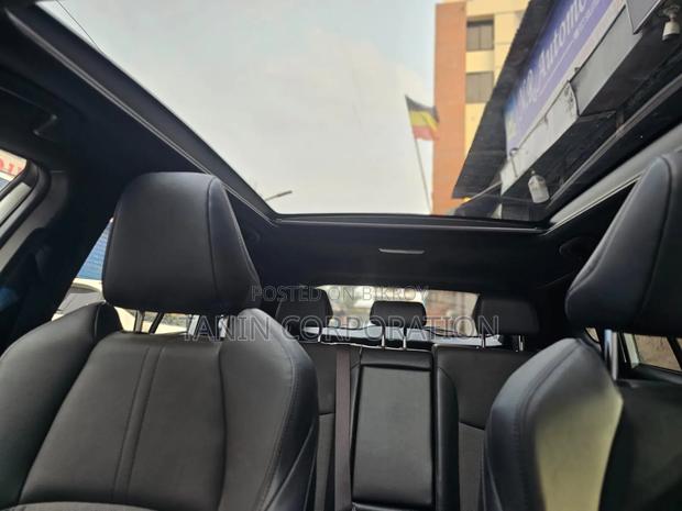 Toyota Corolla Cross 2023 White