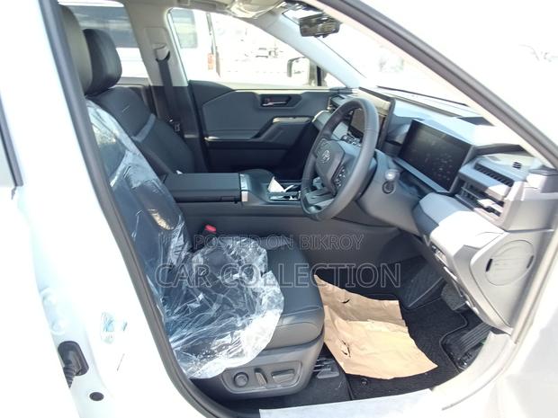 New Toyota RAV4 2026 Pearl