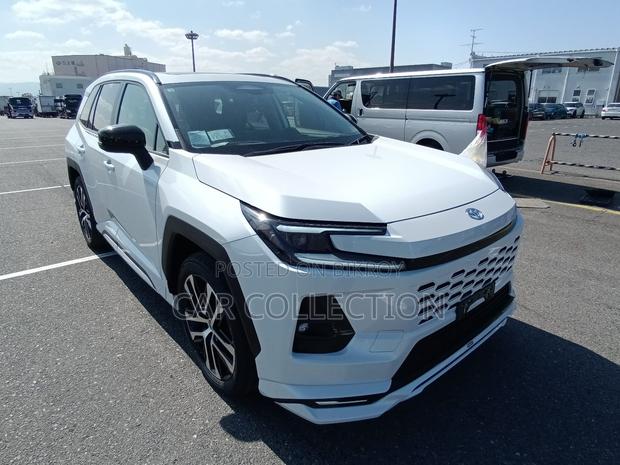 New Toyota RAV4 2026 Pearl