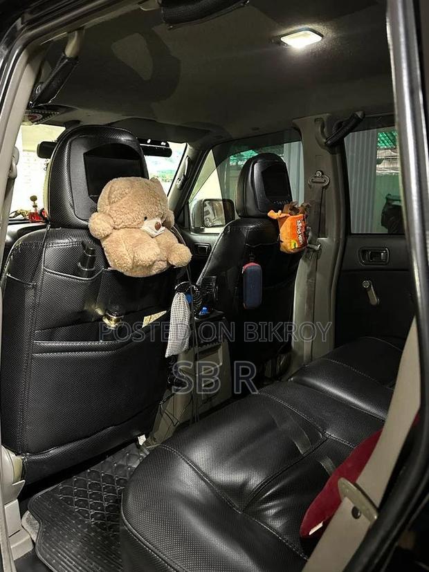 Nissan Patrol 2002 Black
