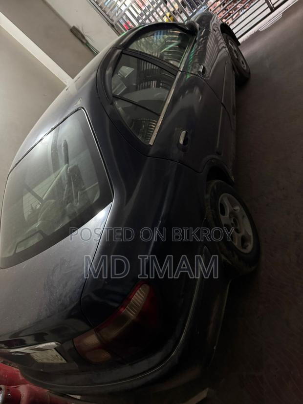 Nissan Sunny 2002 Blue