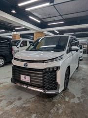 Toyota Voxy 2024 Pearl for sale