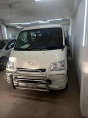 Toyota Noah 2010 White for sale