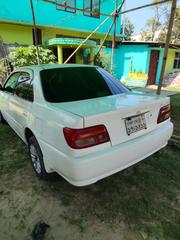 Toyota Carina 2000 Pearl for sale