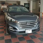 Hyundai Tucson Limited FWD 2017 Gray for sale