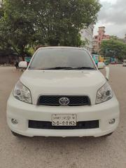 Toyota Rush 2009 Pearl for sale