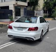 Mercedes-Benz E250 SV Premium 2014 White for sale