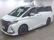 Toyota Alphard 2024 Pearl for sale