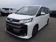 Toyota Noah 2023 Pearl for sale