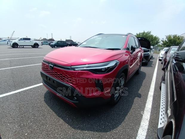 Toyota Corolla Cross 2025 Red
