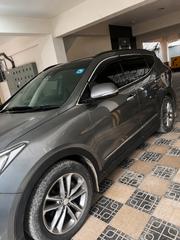 Hyundai Santa Fe 2017 Gray for sale