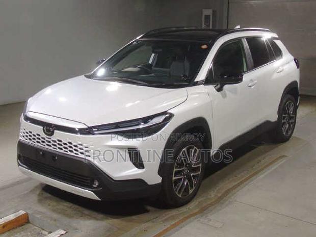 New Toyota Corolla Cross 2025 Pearl