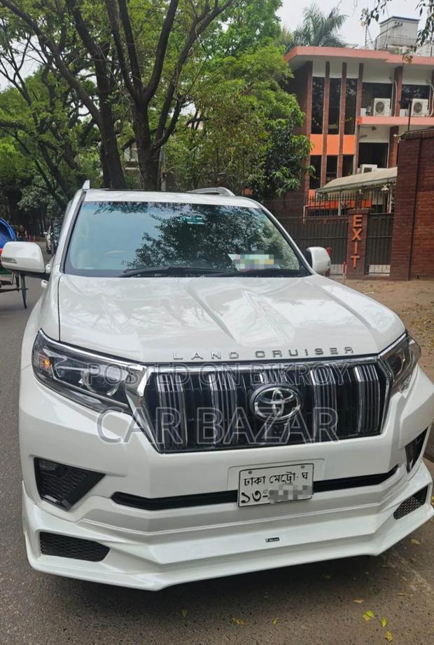 Toyota Land Cruiser Prado 2.7 I 2011 Pearl